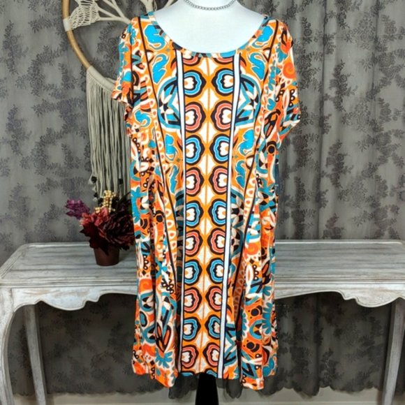 Crown and Ivy bright geometric elephant print dress - Picture 4 of 12